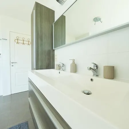 La Reserve Villa